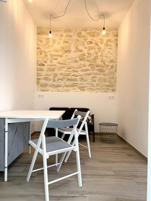 Appartement Secteur Gare Et Place De La Comedie, Wifi & Climatisation 몽펠리에 외부 사진