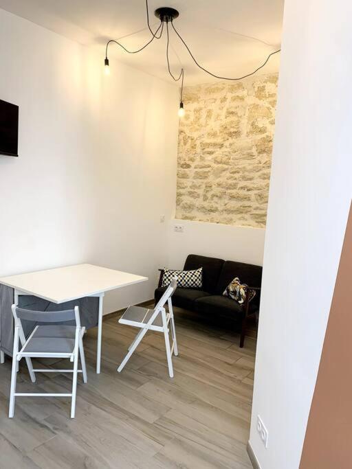 Appartement Secteur Gare Et Place De La Comedie, Wifi & Climatisation 몽펠리에 외부 사진
